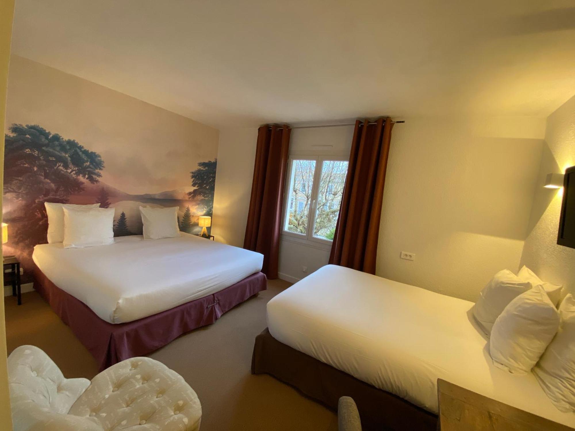 Logis Hotel Medieval, Montelimar Nord Rochemaure ภายนอก รูปภาพ